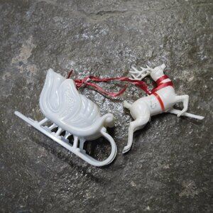 Vintage White Sleigh & 1 Reindeer Hard plastic (celluloid?)